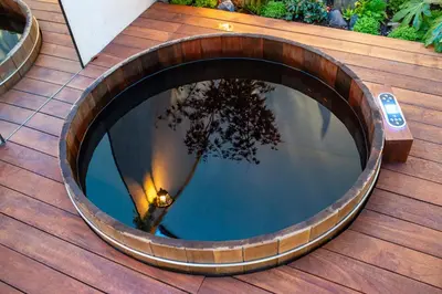 Piscine de l'établissement Studio Le Nôtre ou située à proximité