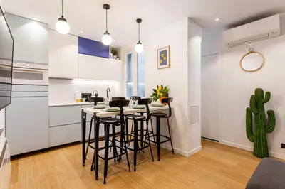 Cuisine ou kitchenette dans l'établissement Magnificent apartment - 3BR-6P - Nation