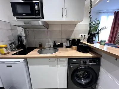 Cuisine ou kitchenette dans l'établissement Le Japandi - Cosyloc Agency - Aux Portes de Paris