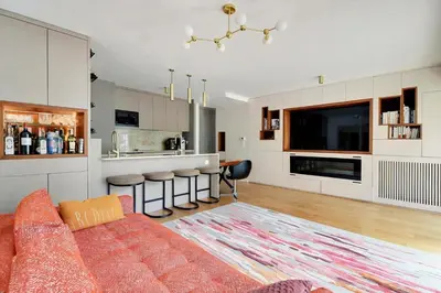 Cuisine ou kitchenette dans l'établissement Giulia Prestige, appartement avec Terrasse Luxe & Confort aux Portes de Paris