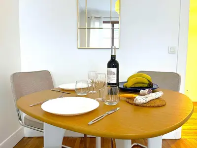 Boissons dans l'établissement L' Appartement Richard-Lenoir