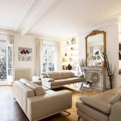 Deluxe Paris St Germain Suite