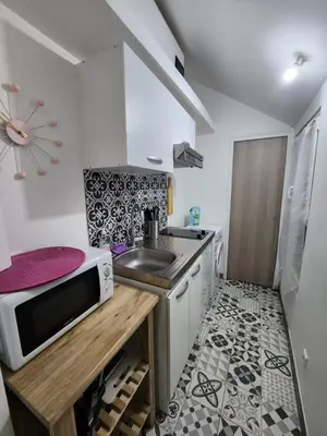 Cuisine ou kitchenette dans l'établissement apartamento en el 10