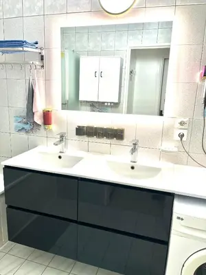Salle de bains dans l'établissement Chambre Arena Porte La Chapelle