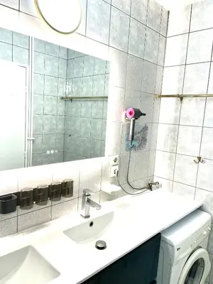 Salle de bains dans l'établissement Chambre Arena Porte La Chapelle