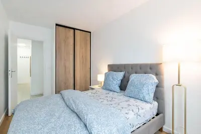 Un ou plusieurs lits dans un hébergement de l'établissement Splendide à Oberkampf - Paris 11ème arrondissement