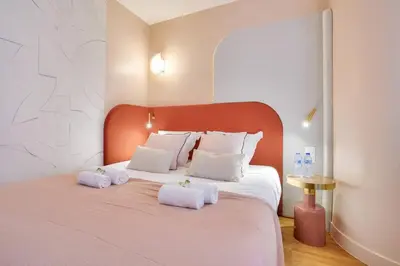 Un ou plusieurs lits dans un hébergement de l'établissement La vie en Rose - 2 chambres doubles