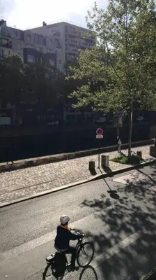 Vélo sur le terrain de l'établissement Best flat in Paris ou dans les environs