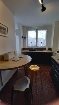 Plan de l'établissement L'ESCUDIER Appartement calme proche Rolland Garros avec vue panoramique et parking