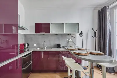 Cuisine ou kitchenette dans l'établissement Apartment Center of Paris by Studio prestige
