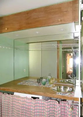 Plan de l'établissement Bergère Opéra Trévise - 2 connecting rooms with private bathroom and 1 study room - 35 m2