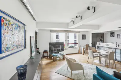 Coin salon dans l'établissement Quai des Célestins 1bdr by B'Your Home