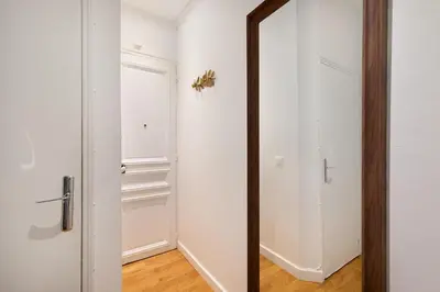Salle de bains dans l'établissement Guestrust - Arc de Triomphe 46