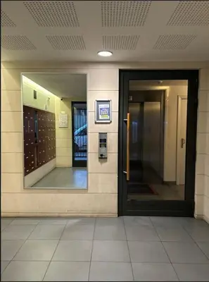 Plan de l'établissement Studio à 2 pas du métro