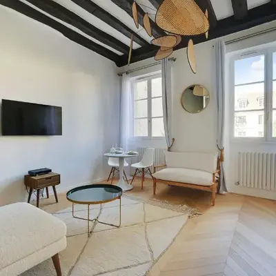 Authentic studio - 2P - Hôtel de Ville