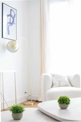 Coin salon dans l'établissement Bright & charming apartment - 1BR-4P - Montmartre