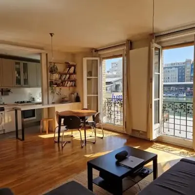 Appartement lumineux - vue sur le canal