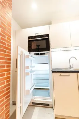 Cuisine ou kitchenette dans l'établissement Loft 1 BR jardin des plantes AC by LCC Agency