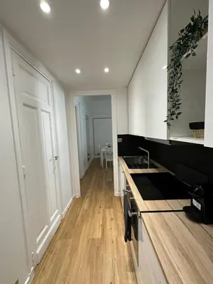 Cuisine ou kitchenette dans l'établissement F2 Champs-Elysées