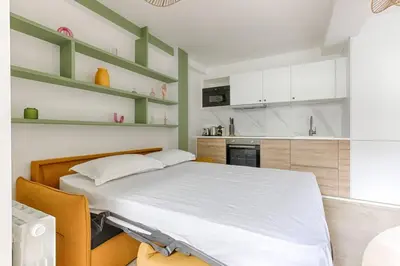 Cuisine ou kitchenette dans l'établissement MyKeypers - Chic & Cozy Flat 4P - République