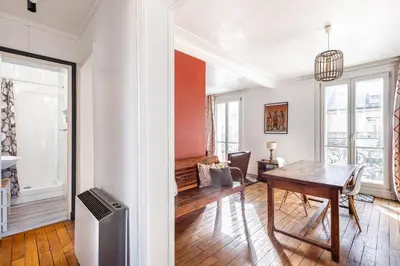 Coin salon dans l'établissement GuestReady - Espace Cosy au Cœur de la Ville