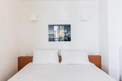 Un ou plusieurs lits dans un hébergement de l'établissement Bastille - Elegant duplex loft -6P