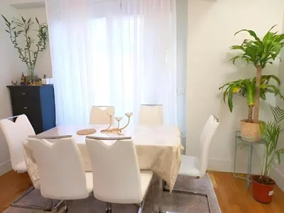 Coin salon dans l'établissement Paris 16 Michel-Ange Les Beaux Quartiers de Paris