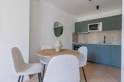 Cuisine ou kitchenette dans l'établissement Charming apartment - 1BR-4P - Le Marais