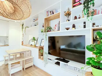 Télévision ou salle de divertissement dans l'établissement Paris15 Convention - Garden in Paris Sweet Home