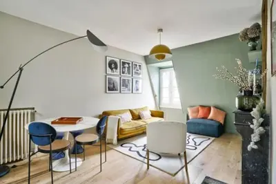 Coin salon dans l'établissement Charming love nest in Paris