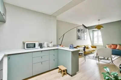 Cuisine ou kitchenette dans l'établissement Charming love nest in Paris