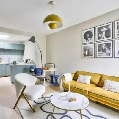 Charming love nest in Paris