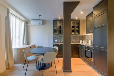 Cuisine ou kitchenette dans l'établissement Appart 6Pers # Père Lachaise # Voltaire # Paris 11