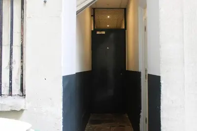 Plan de l'établissement Studio 15m - 3P - Gare de l'Est