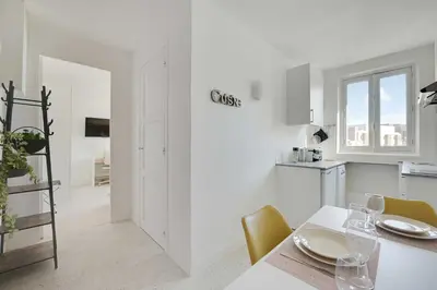 Cuisine ou kitchenette dans l'établissement Cosy apartment - 1BR-2P - Near Champs-de-Mars