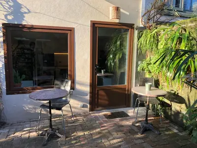 Jardin de l'établissement Charming house, calm garden in the center of Paris