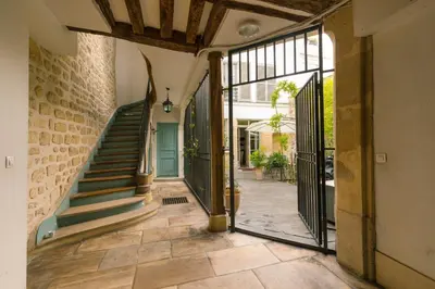 Plan de l'établissement Le Petit Nid - 2 personnes - Paris 3 - Terrasse