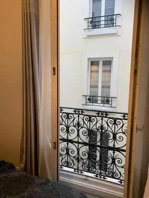 Plan de l'établissement Chic Appartement 2 bedrooms PHANTHEON NOTRE DAME