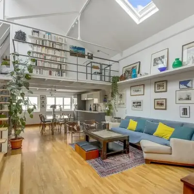 Paris Super Loft Overtop