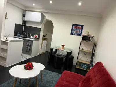 Cuisine ou kitchenette dans l'établissement charmant appartement : la défense/Paris/Arena