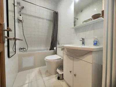 Salle de bains dans l'établissement Studio de charme toits parisiens