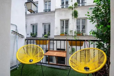 Balcon ou terrasse dans l'établissement Appartement cosy avec terrasse