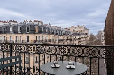 Balcon ou terrasse dans l'établissement Appartement Guersant - Welkeys