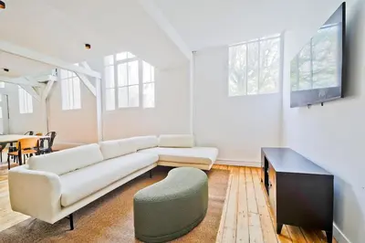 Télévision ou salle de divertissement dans l'établissement Sublime Loft à St Germain (3 chambres)