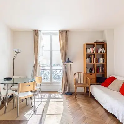GuestReady - Sunlit Serenity near Montmartre