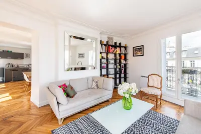 Cuisine ou kitchenette dans l'établissement Geranimus Parisian Charm