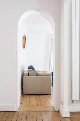 Coin salon dans l'établissement Elégant 4-room apartment near Arc de Triomphe and Palais des Congrès