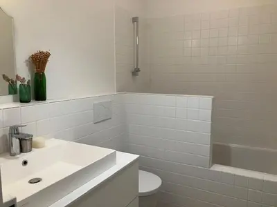 Salle de bains dans l'établissement Deluxe Balcony Paris Gare de Lyon