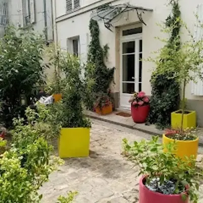 2 chambres et une terrasse à Paris!
