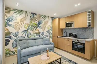 Cuisine ou kitchenette dans l'établissement Cozy nest 2 steps from the Marais - 4 pers